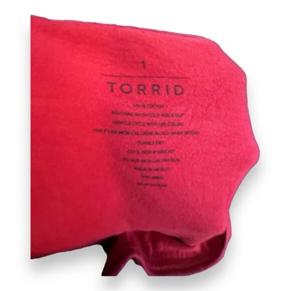 Women’s torrid 1 Love Don’t Pay The Bills Red Graphic Tee 14 16 1X 1XL - Picture 8 of 10